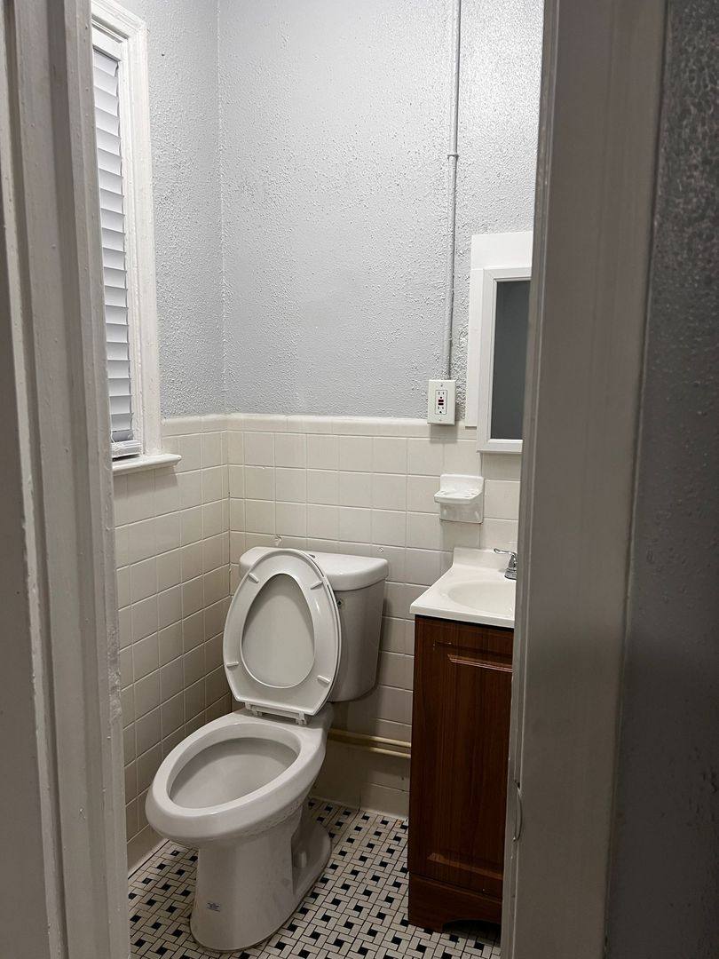 Apartment for rent at 6701 N Main St, Jacksonville, FL 32208