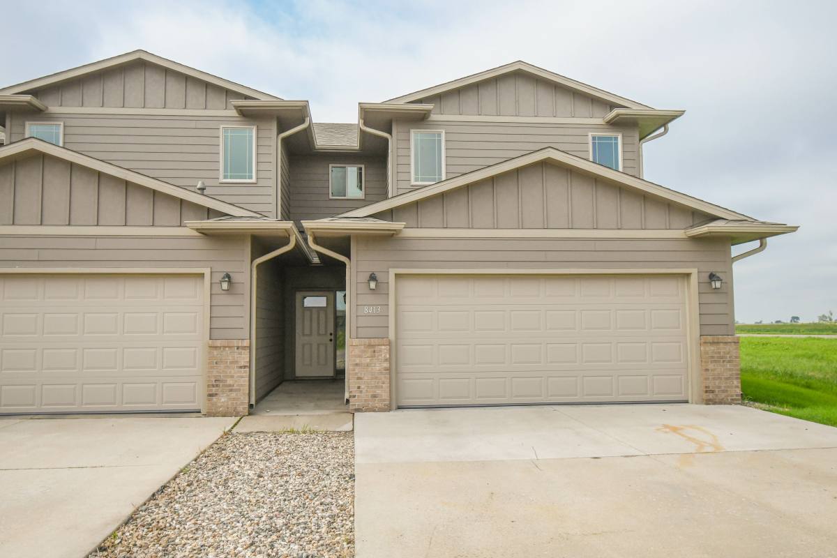 Townhouse for rent at 8413 W 53rd St, Sioux Falls, SD 57106