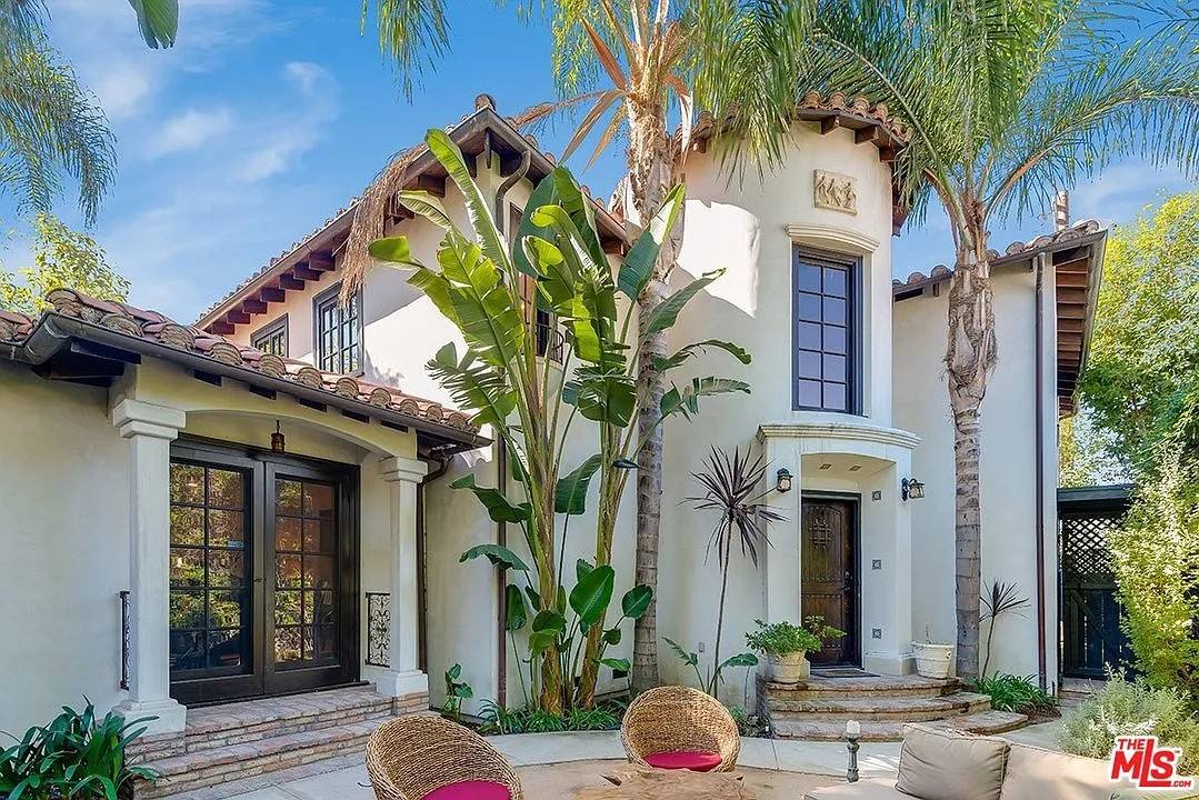 House for rent at 835 N Sycamore Ave, Los Angeles, CA 90038