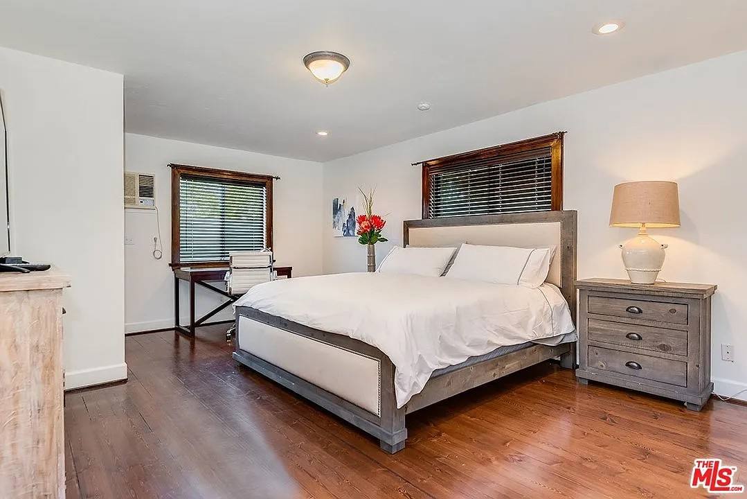 House for rent at 835 N Sycamore Ave, Los Angeles, CA 90038