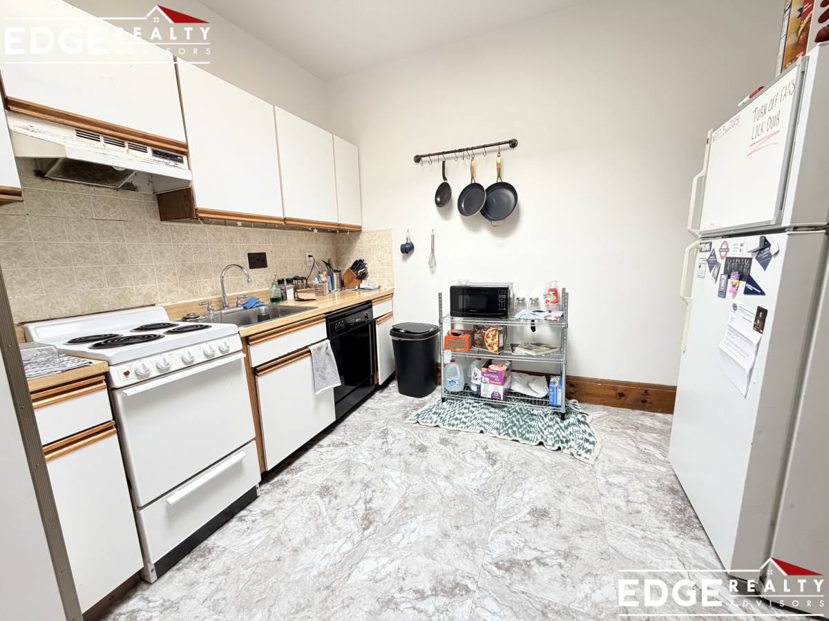 Apartment for rent at 17 Aberdeen St #6, Roxbury Crossing, MA 02120