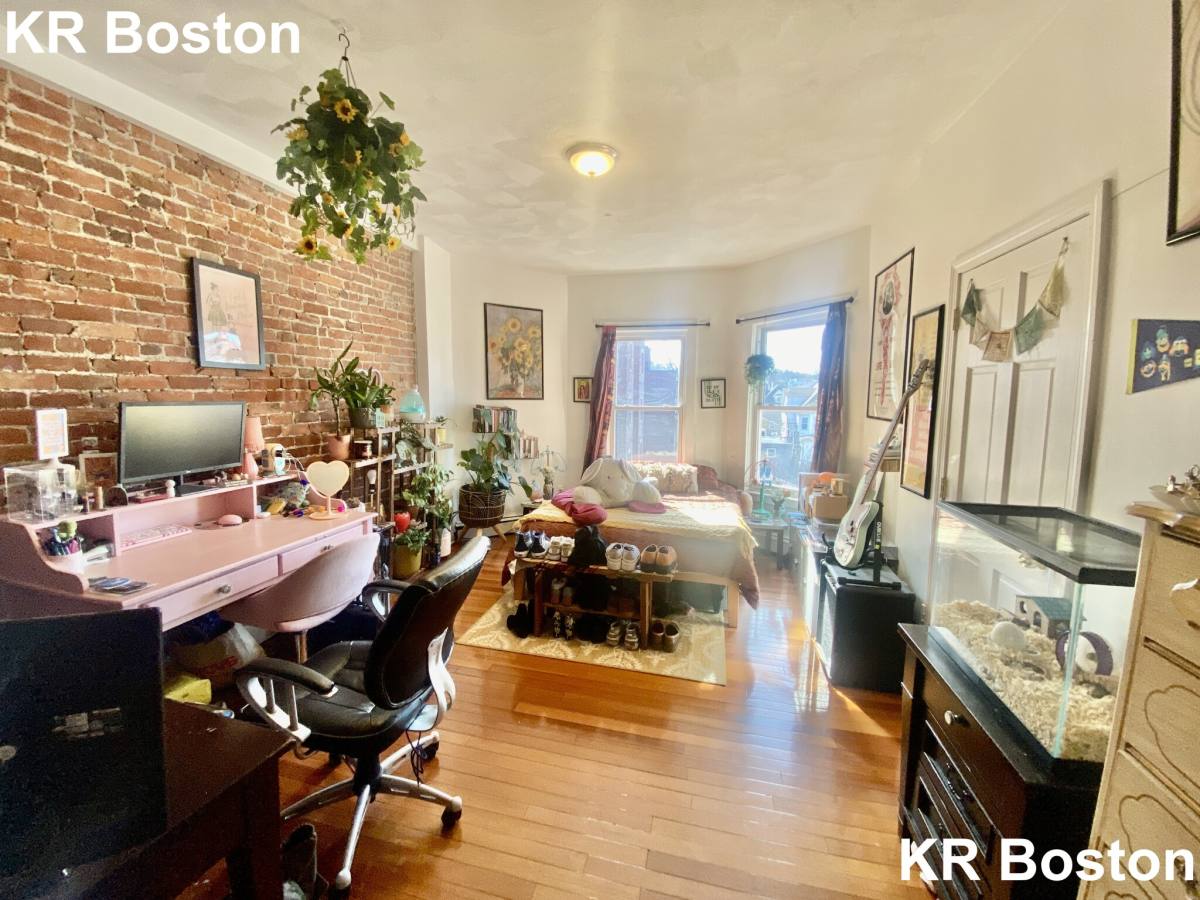 Apartment for rent at 526 Harvard St #3, Allston, MA 02134