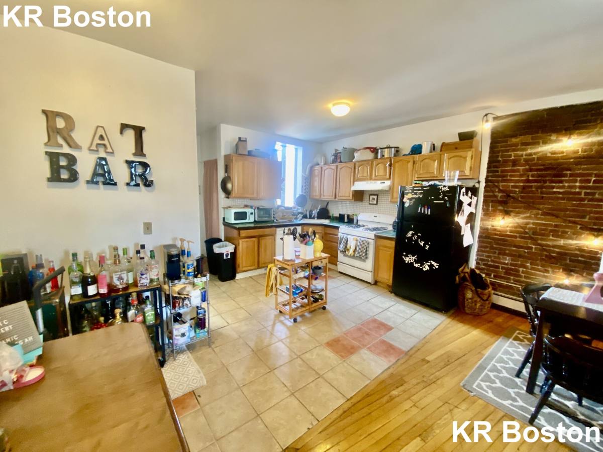 Apartment for rent at 526 Harvard St #3, Allston, MA 02134