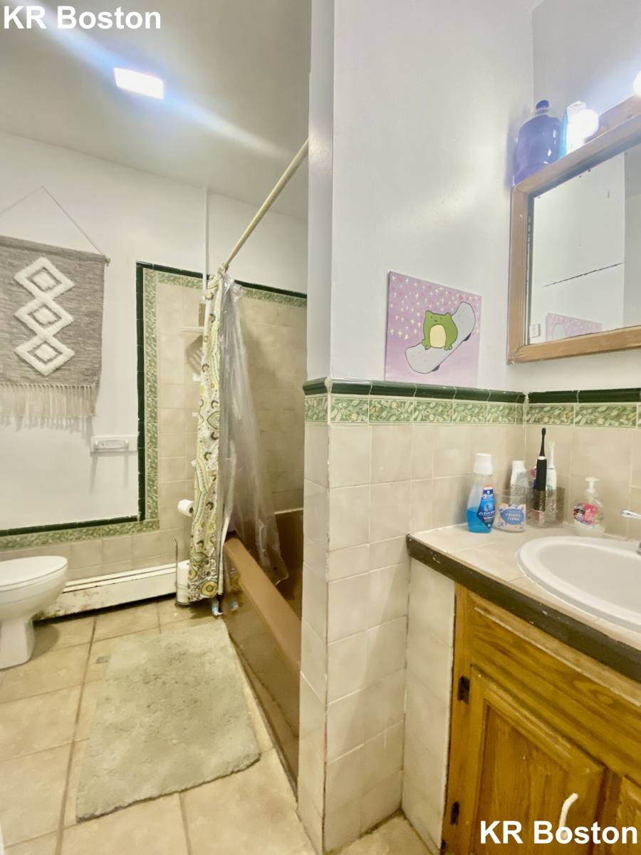 Apartment for rent at 526 Harvard St #3, Allston, MA 02134