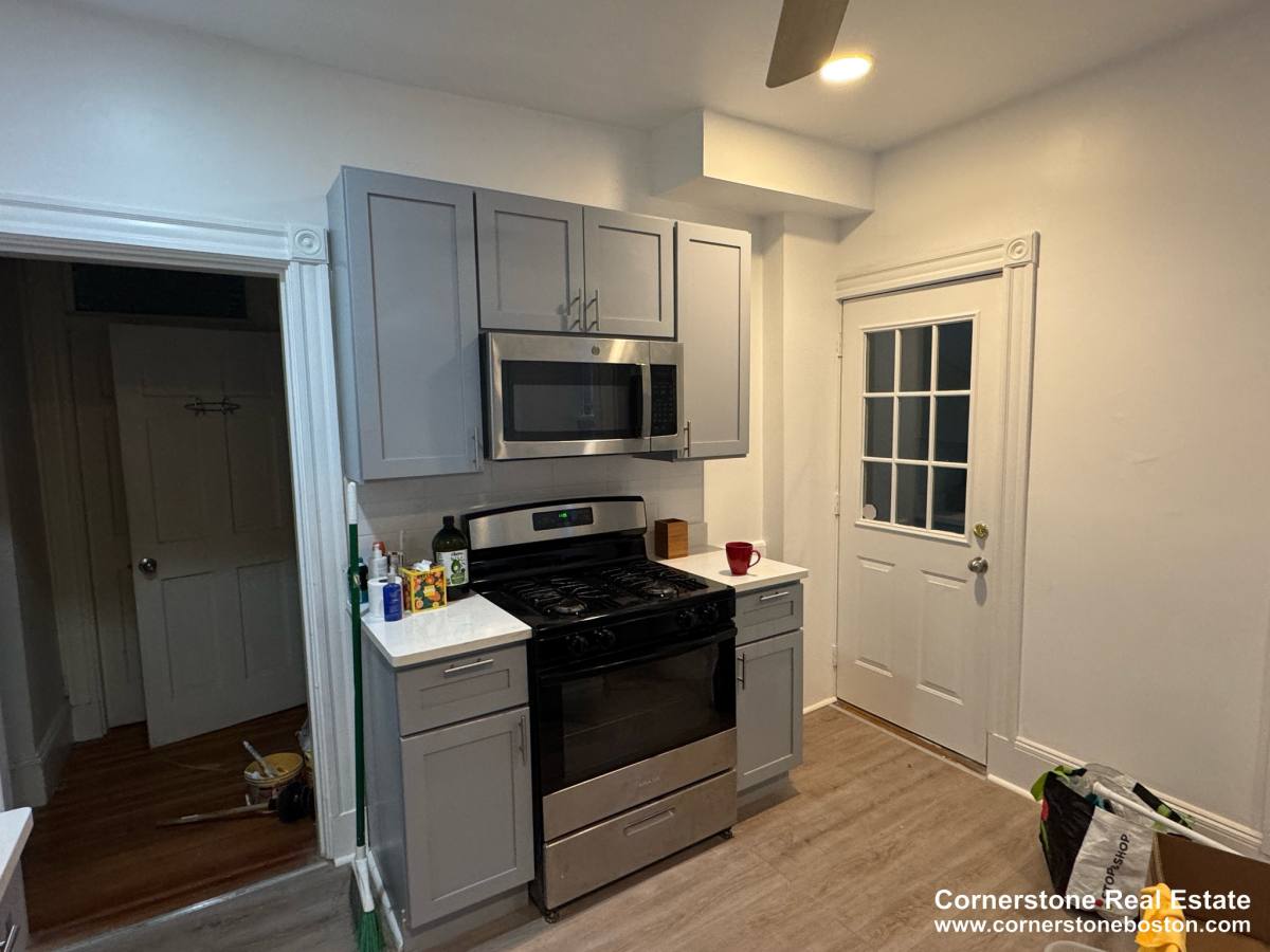 Apartment for rent at 142 Calumet #2, Roxbury Crossing, MA 02120