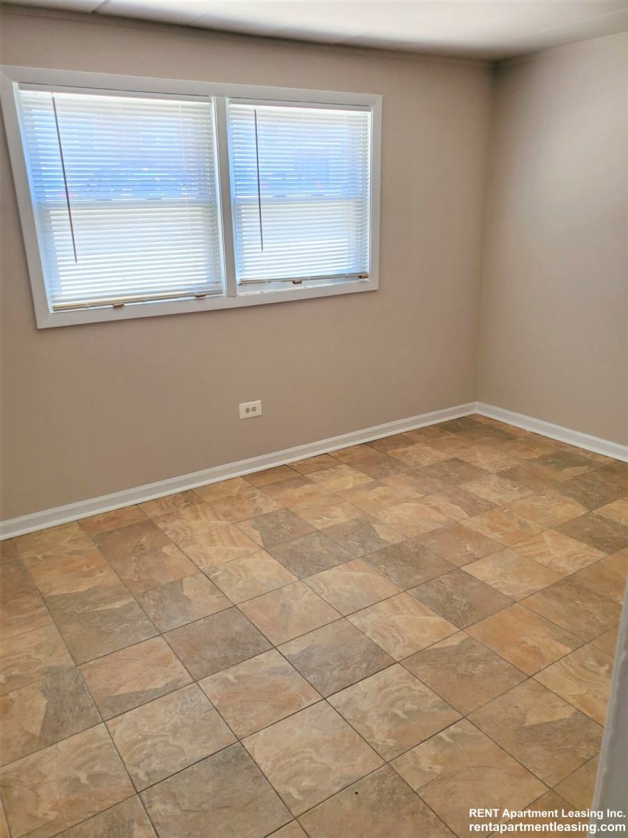 Apartment for rent at 9632 Ivanhoe #1A, Schiller Park, IL 60176