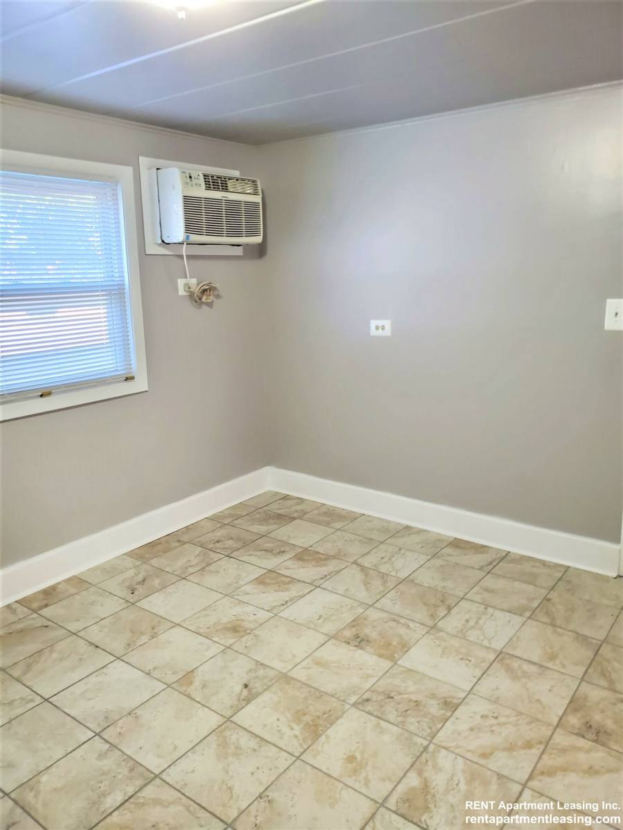 Apartment for rent at 9632 Ivanhoe #1A, Schiller Park, IL 60176