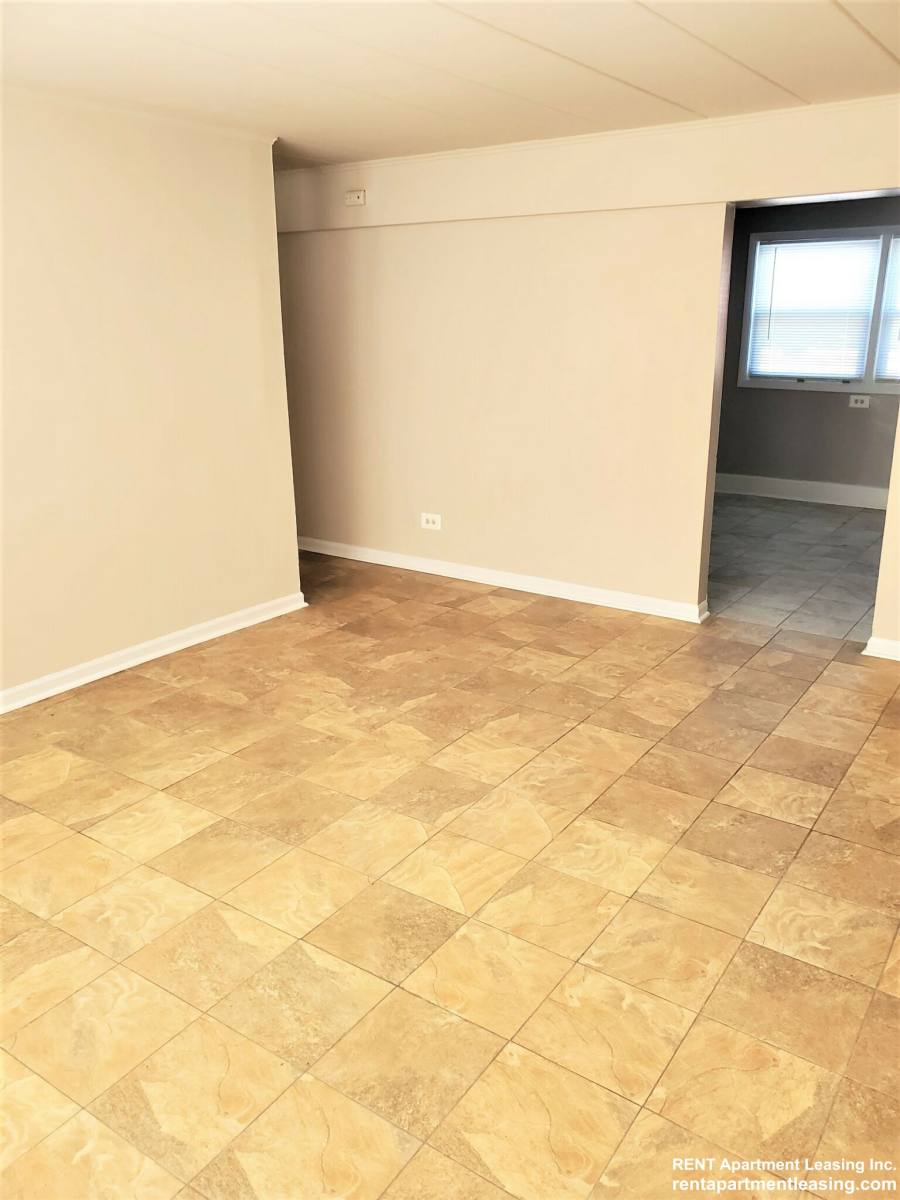 Apartment for rent at 9632 Ivanhoe #1A, Schiller Park, IL 60176