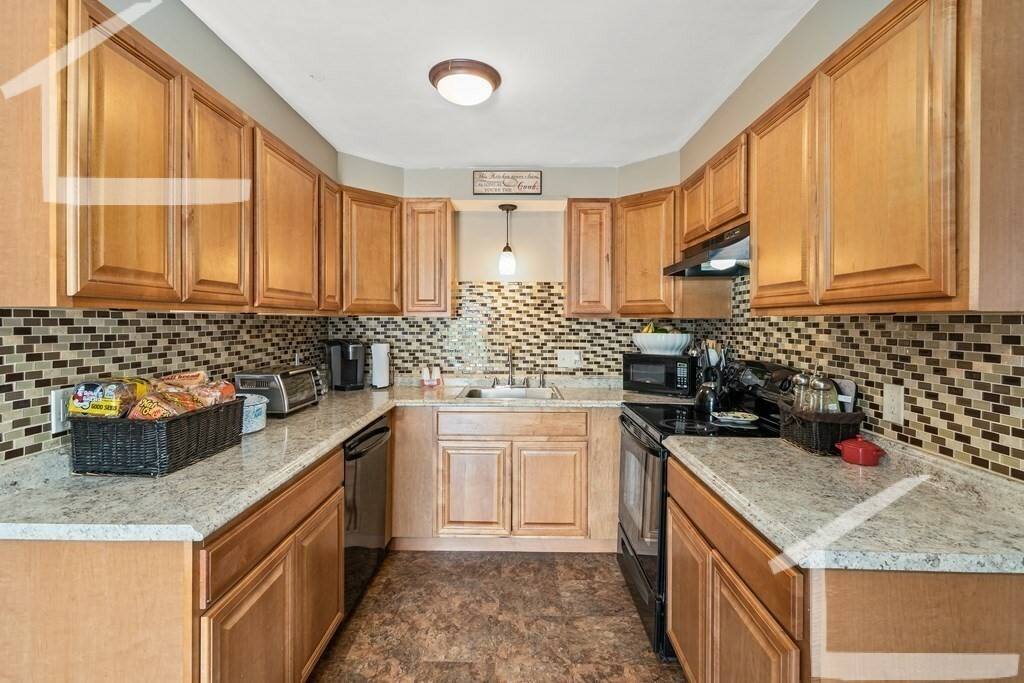 Apartment for rent at 71 Silver Lake St, Newtonville, MA 02460