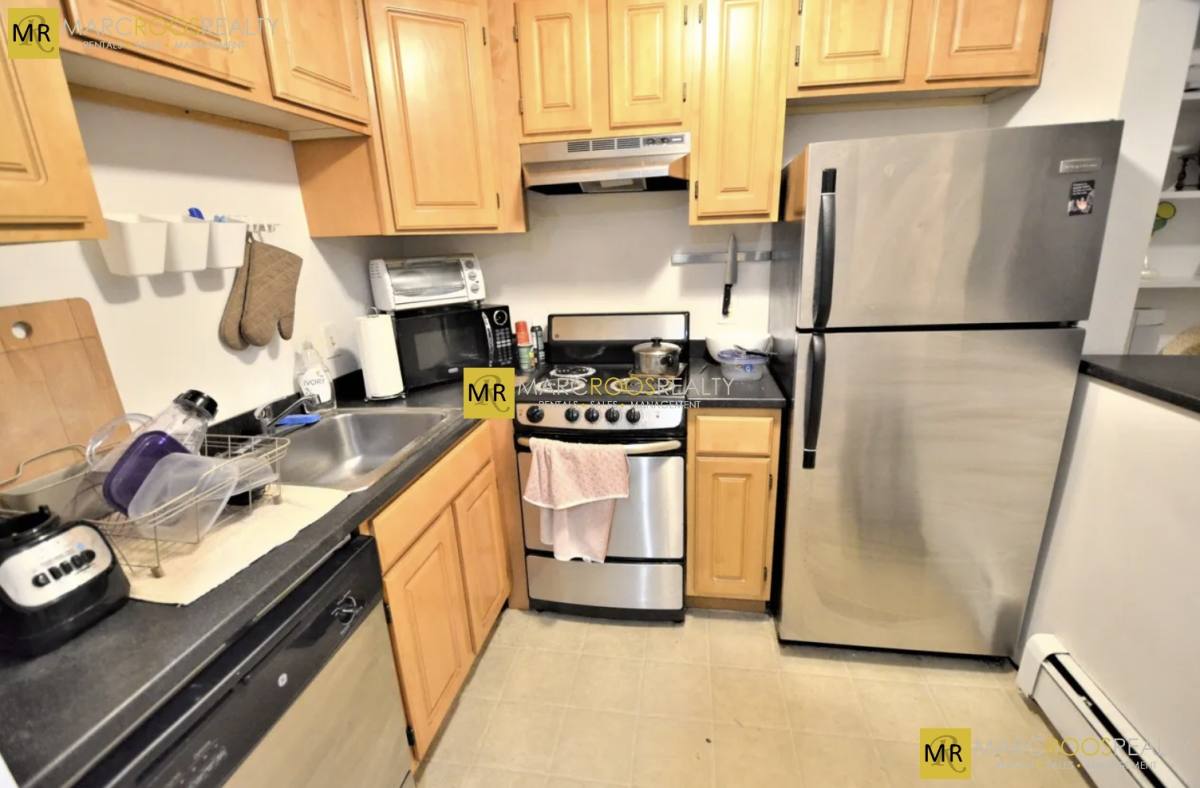 Apartment for rent at 587 Beacon St #B, Boston, MA 02115