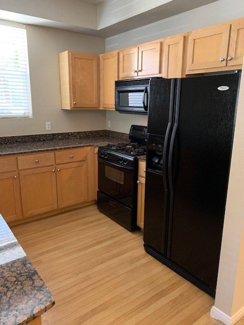 Apartment for rent at 2751 W River Dr, Sacramento, CA 95833