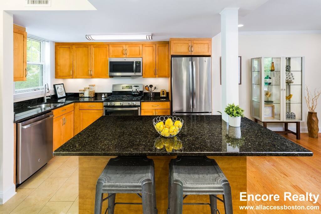 Apartment for rent at 535 VFW Parkway, Chestnut Hill, MA 02467