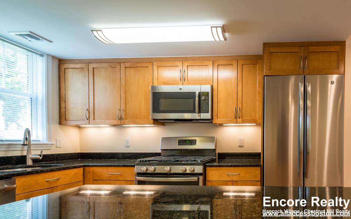 Apartment for rent at 611 VFW Parkway, Chestnut Hill, MA 02467