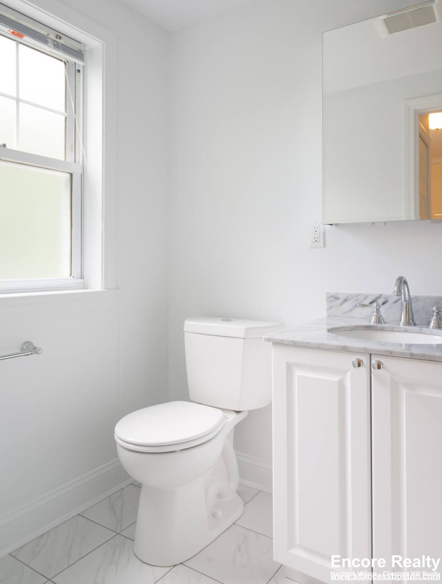 Apartment for rent at 611 VFW Parkway, Chestnut Hill, MA 02467