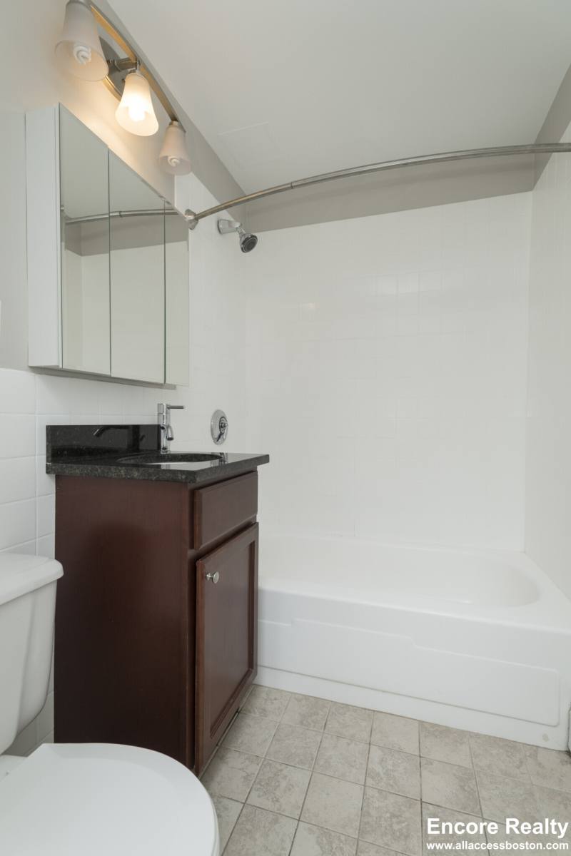Apartment for rent at 1410 Columbia Rd #712E, South Boston, MA 02127