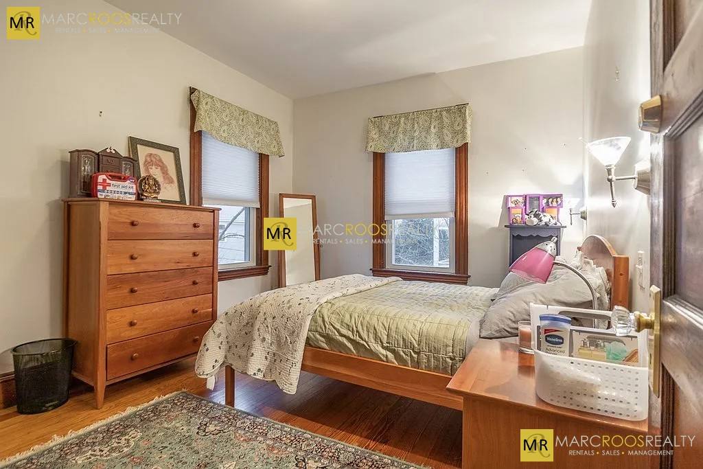 Apartment for rent at 236 Concord Ave #2, Cambridge, MA 02138