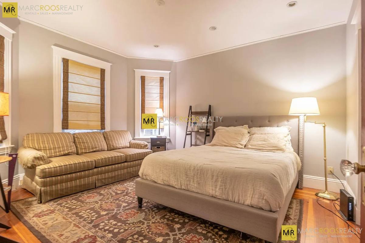Apartment for rent at 236 Concord Ave #2, Cambridge, MA 02138