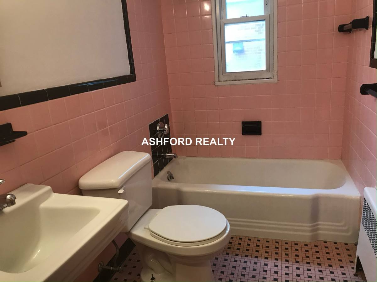 House for rent at 45 Thayer Rd, Belmont, MA 02478