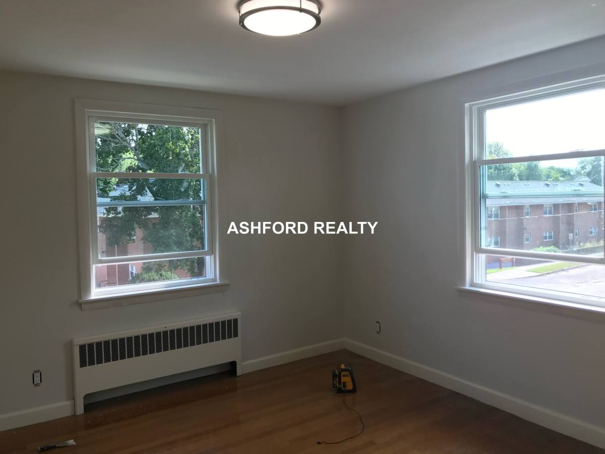 House for rent at 45 Thayer Rd, Belmont, MA 02478