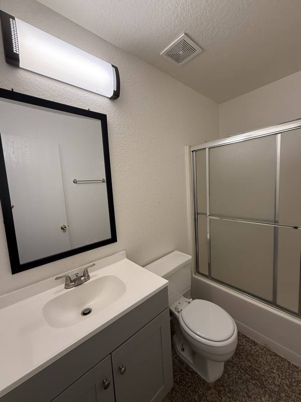 Apartment for rent at 103 E Lewelling Blvd #2 Downstairs&7 Upsta, San Lorenzo, CA 94580