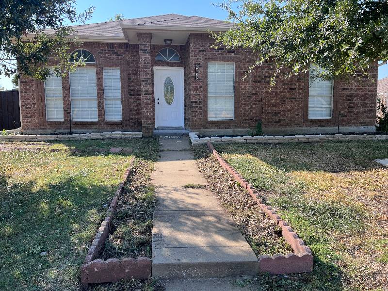 House for rent at 2066 Vista Dr, Lewisville, TX 75067