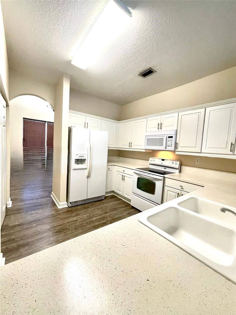House for rent at 2008 NE 38th Rd, Homestead, FL 33033