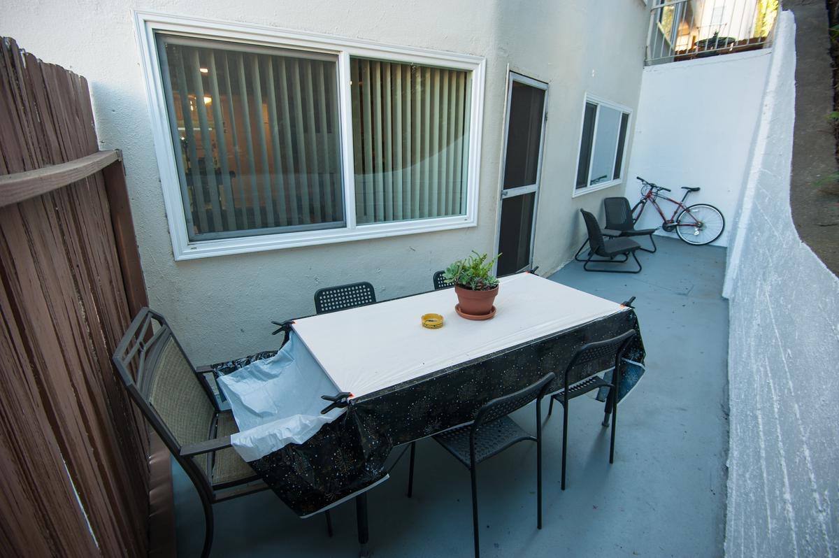 Apartment for rent at 691 Levering Ave #5, Los Angeles, CA 90024