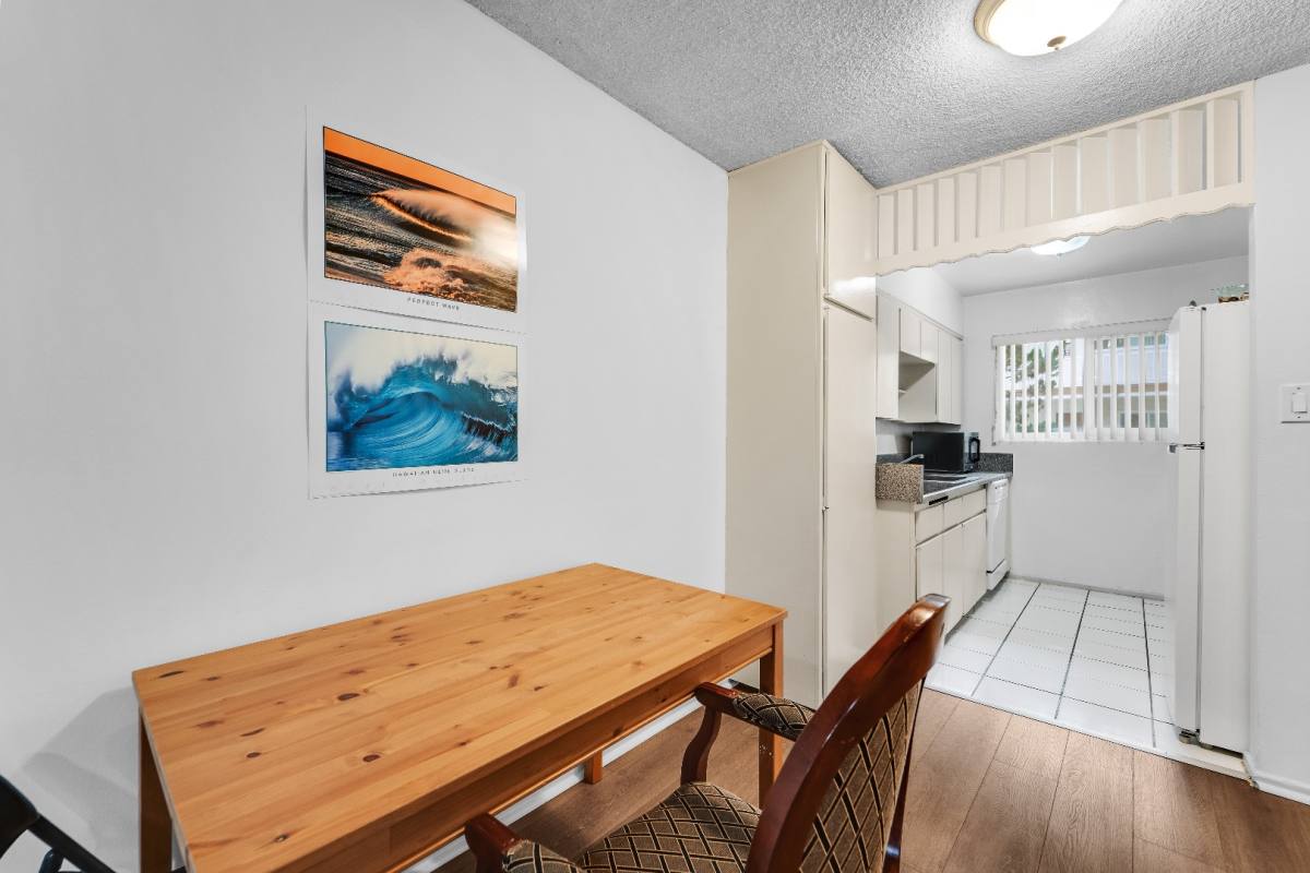 Apartment for rent at 691 Levering Ave #5, Los Angeles, CA 90024