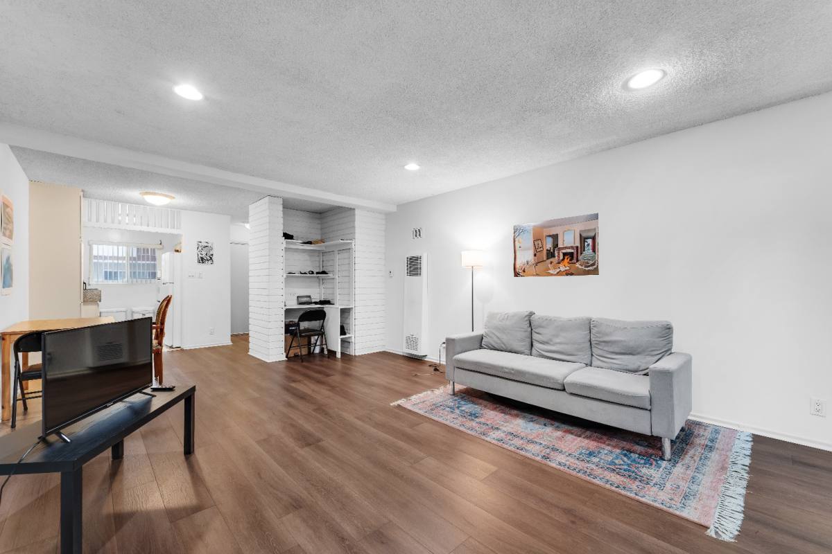 Apartment for rent at 691 Levering Ave #5, Los Angeles, CA 90024