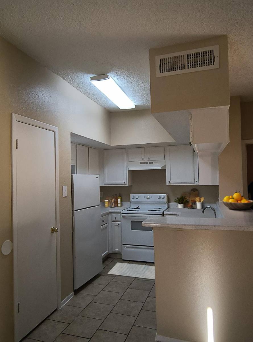 Condo for rent at 218 Plaza Verde Dr #M2200, Houston, TX 77038