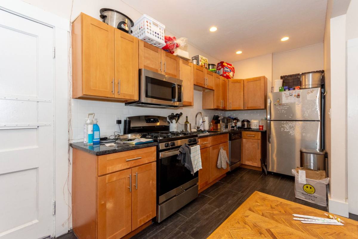 Apartment for rent at 59 Brighton Ave #7, Allston, MA 02134