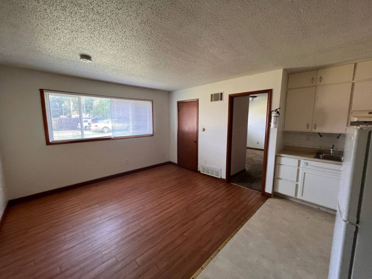 Apartment for rent at 2722 Wayne Ave, Iowa City, IA 52240