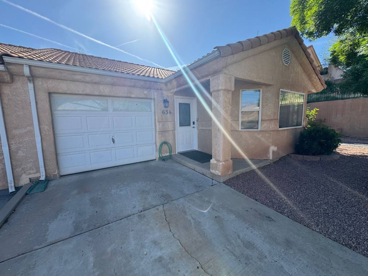 Townhouse for rent at 636 N 220 W, La Verkin, UT 84745