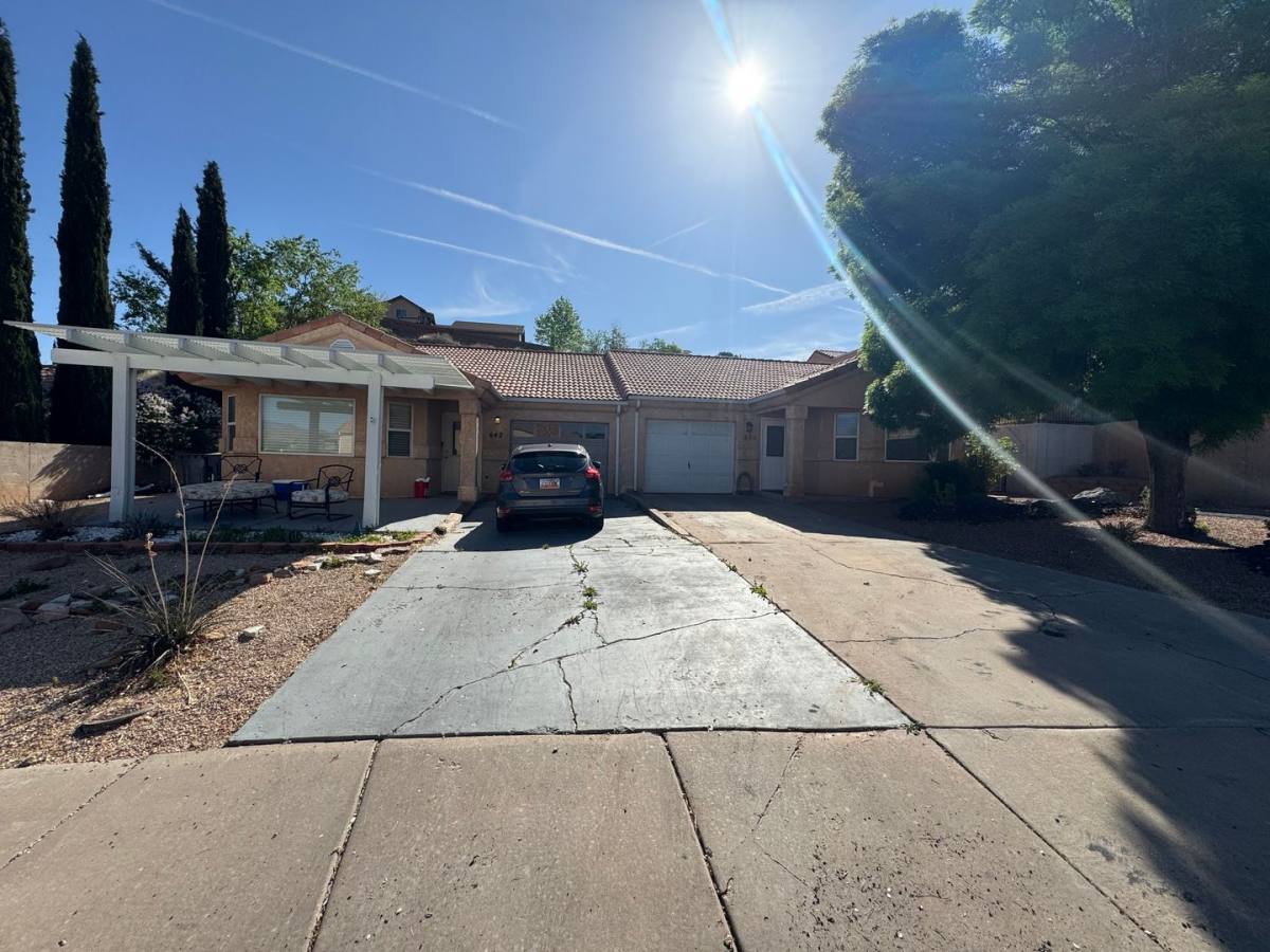 Townhouse for rent at 636 N 220 W, La Verkin, UT 84745