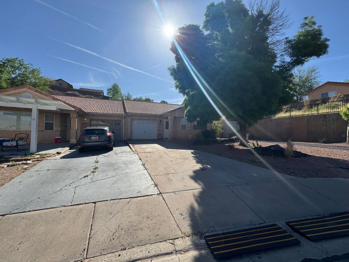 Townhouse for rent at 636 N 220 W, La Verkin, UT 84745