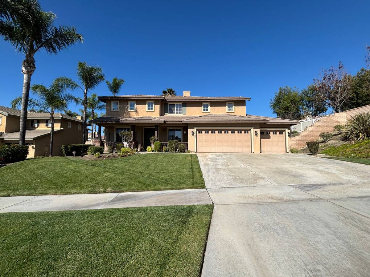 House for rent at 1163 Via Vista, Riverside, CA 92506