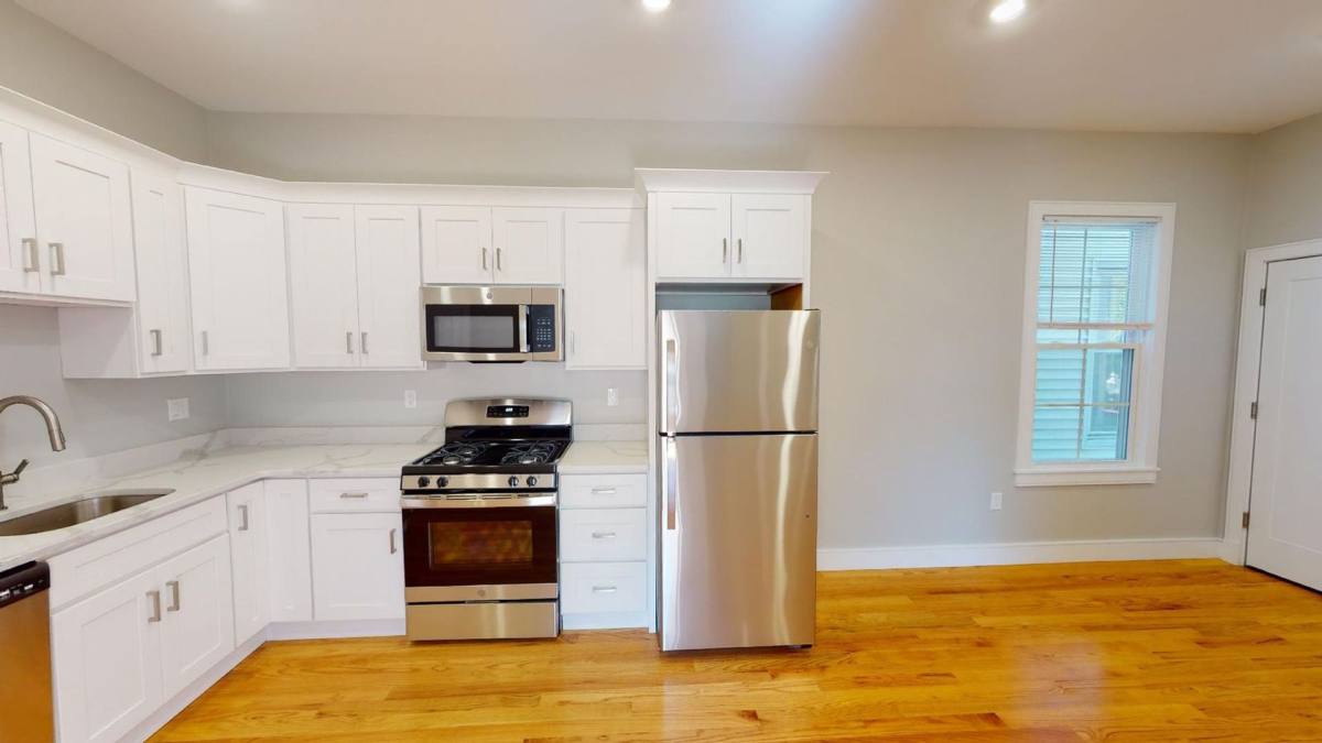 Apartment for rent at 1621D Tremont St #4, Roxbury Crossing, MA 02120