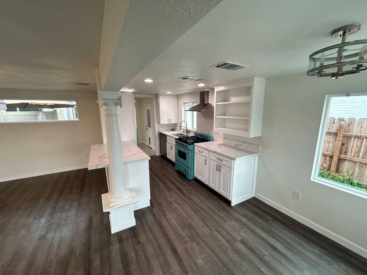 House for rent at 1525 W Orangeburg, Modesto, CA 95350