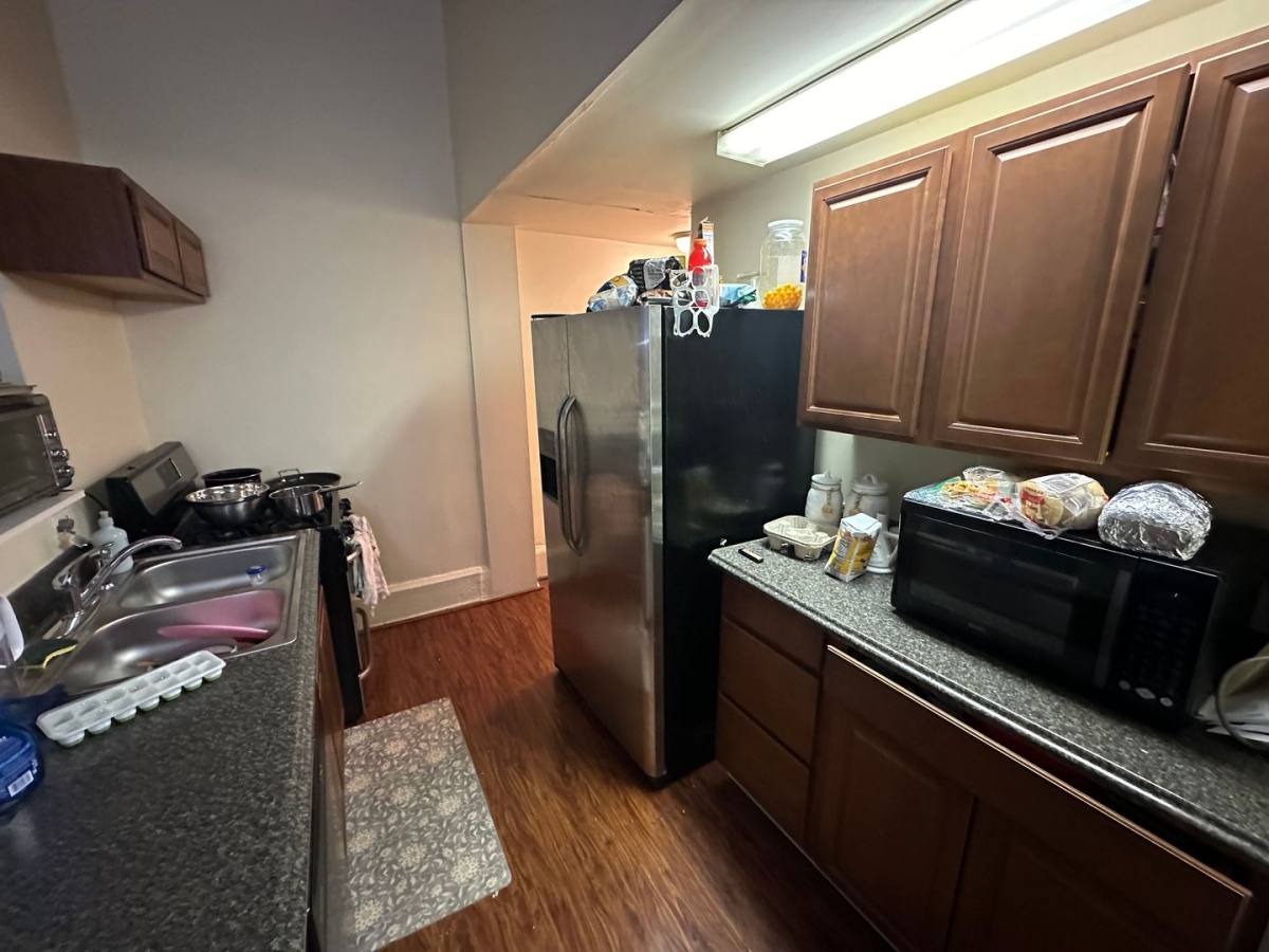 Apartment for rent at 122 E University Ave, Cincinnati, OH 45219