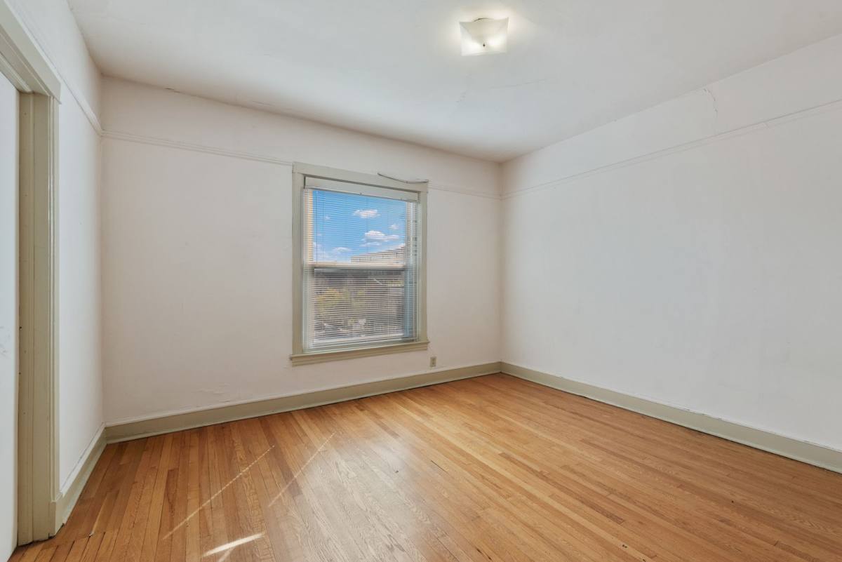 Apartment for rent at 805-11 N 22nd, Milwaukee, WI 53233