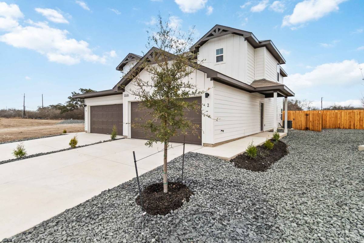 Townhouse for rent at 15526 Suess Hill, San Antonio, TX 78253