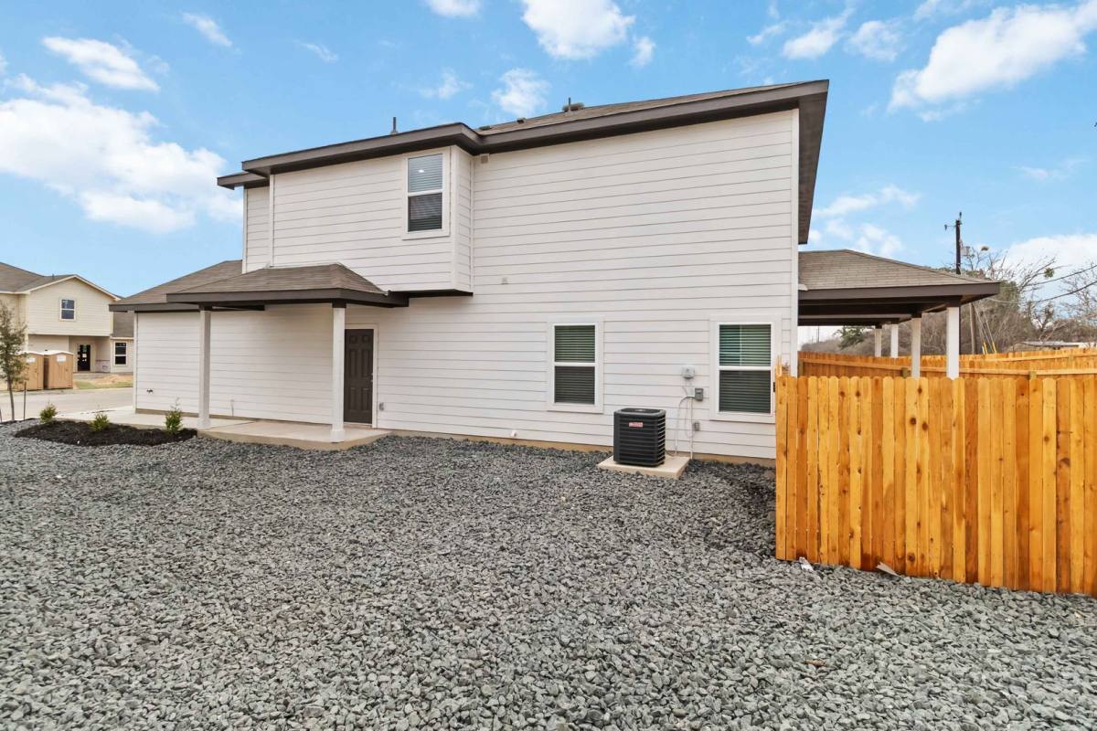Townhouse for rent at 15526 Suess Hill, San Antonio, TX 78253
