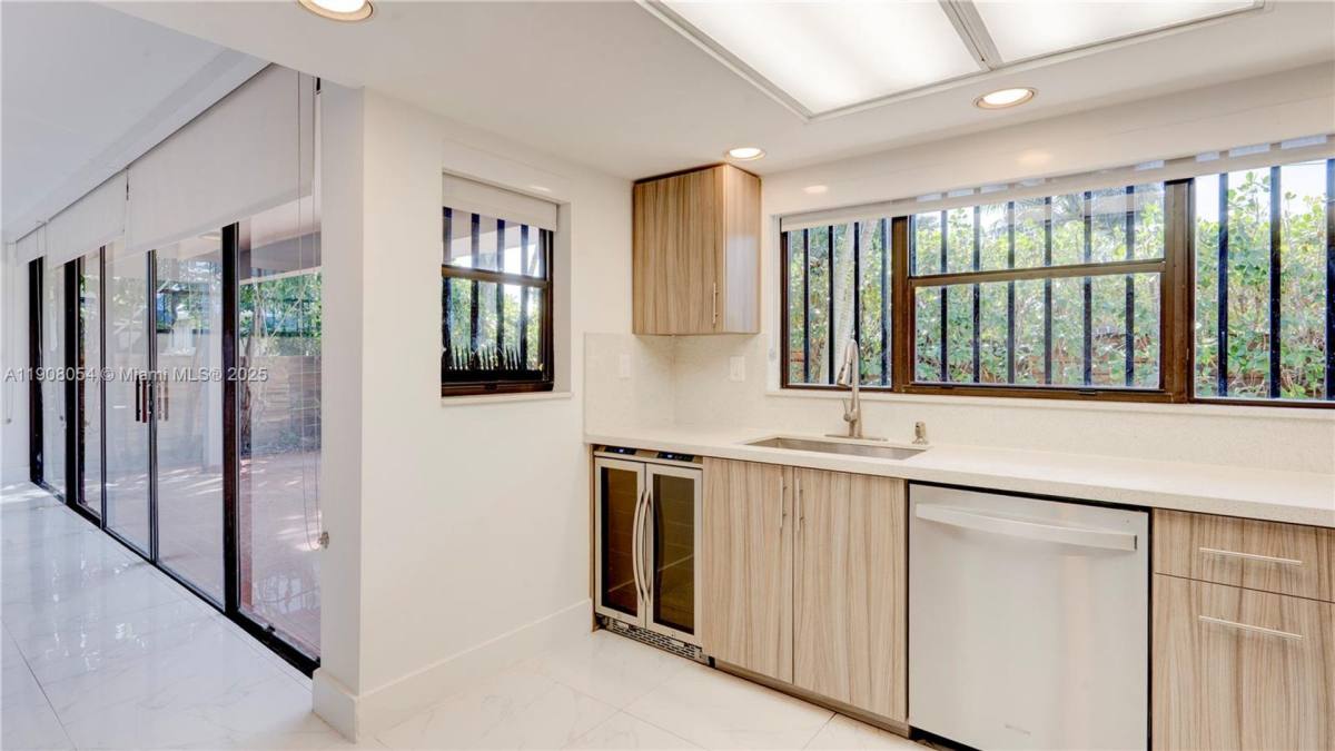 House for rent at 6460 NW 2nd St, Miami, FL 33126