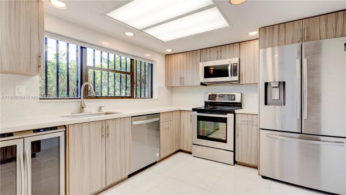 House for rent at 6460 NW 2nd St, Miami, FL 33126