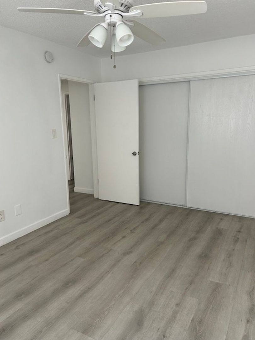 Apartment for rent at 4215-4219 W Slauson Ave, Los Angeles, CA 90043