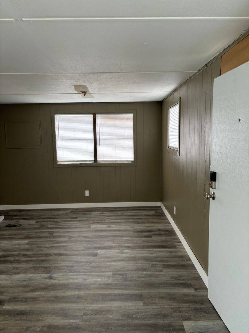 Apartment for rent at 2871 N Charles Ave, Clarksville, TN 37042