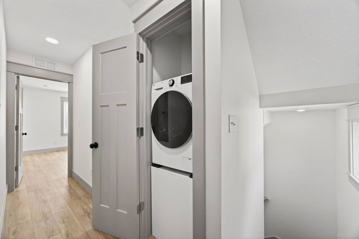 Townhouse for rent at 422 E Cottage Grove, Bloomington, IN 47408