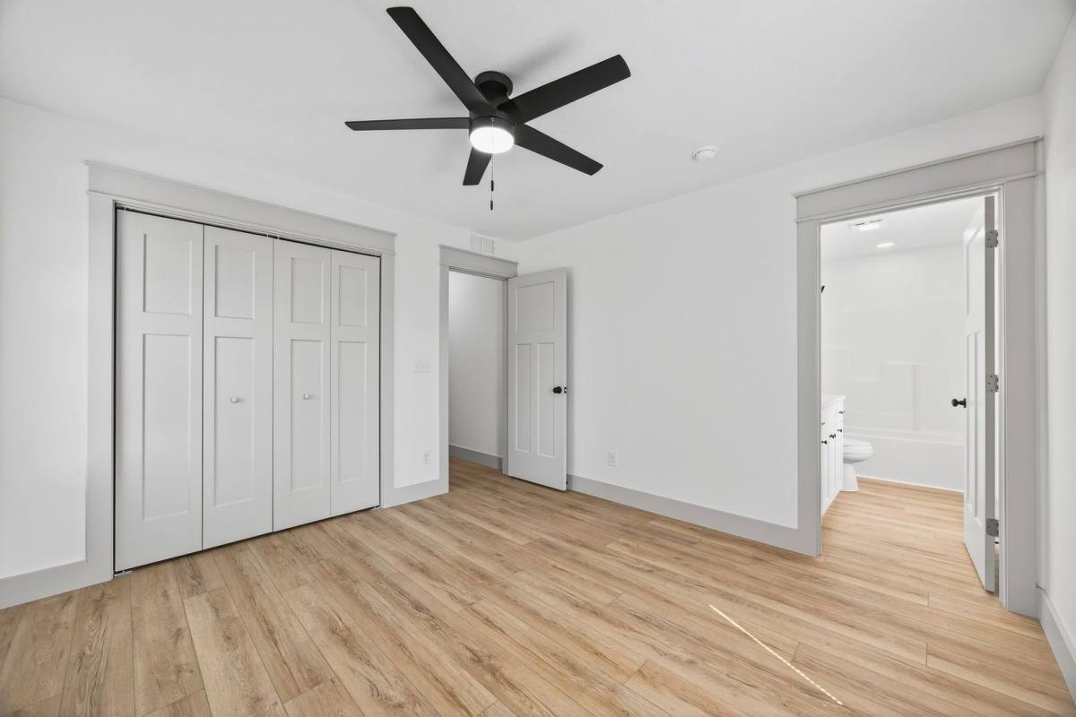 Townhouse for rent at 422 E Cottage Grove, Bloomington, IN 47408