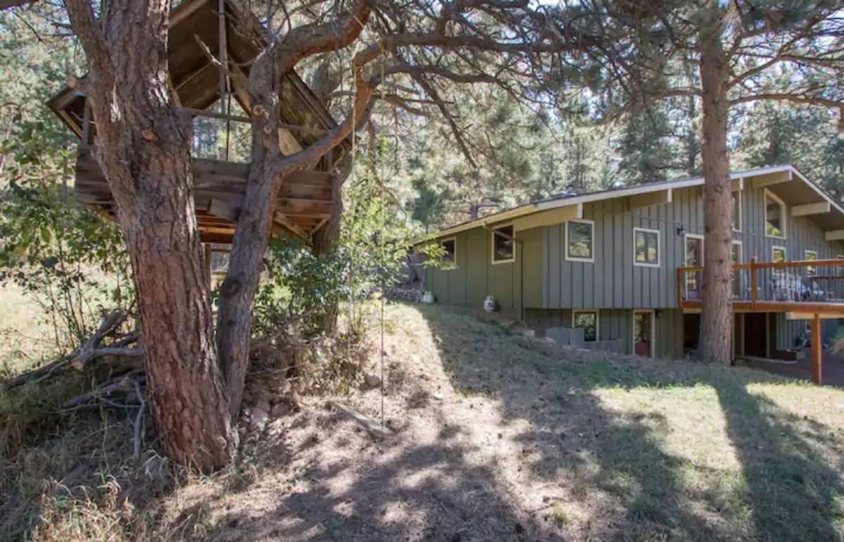 House for rent at 853 Wagonwheel Gap Rd, Boulder, CO 80302