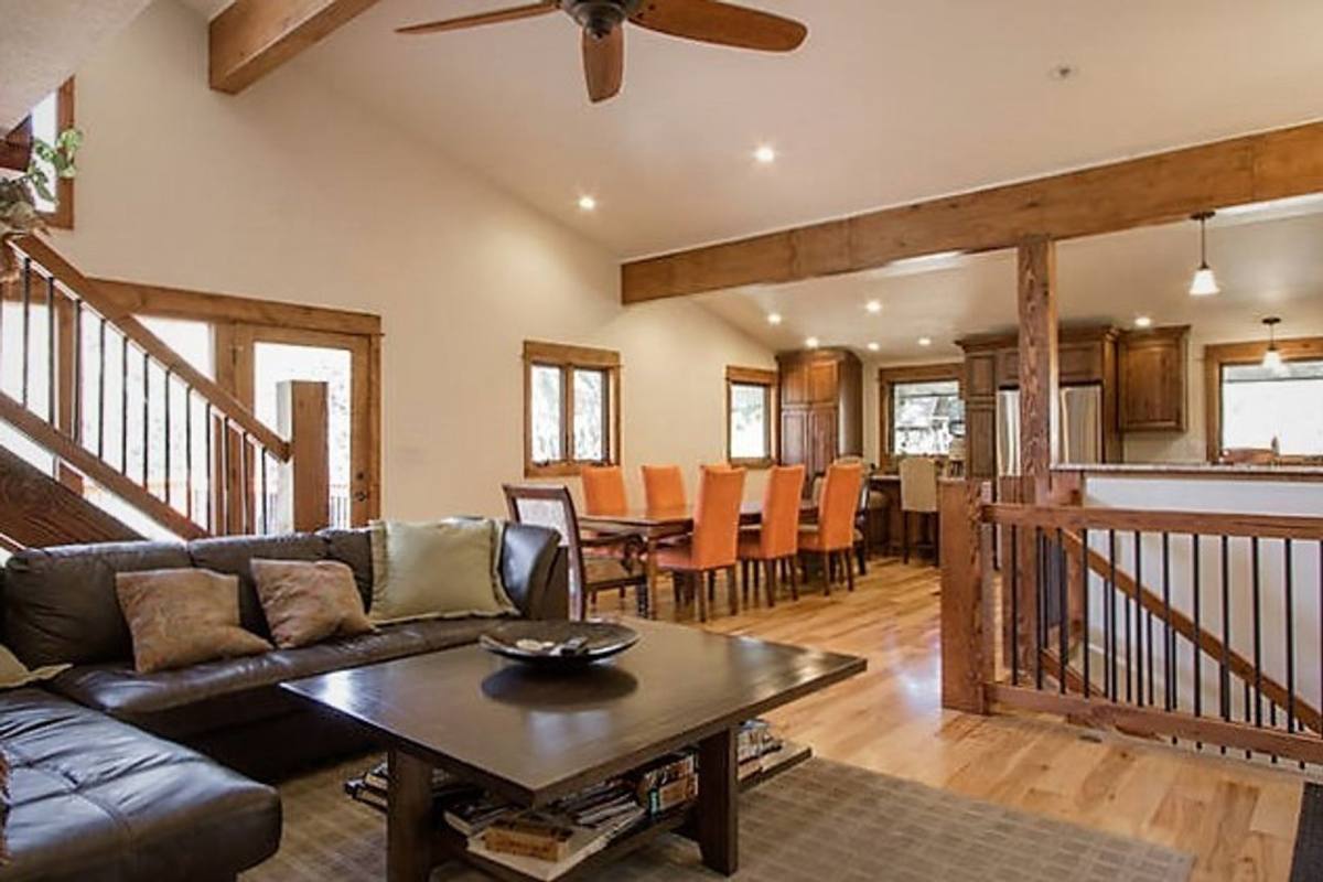 House for rent at 853 Wagonwheel Gap Rd, Boulder, CO 80302